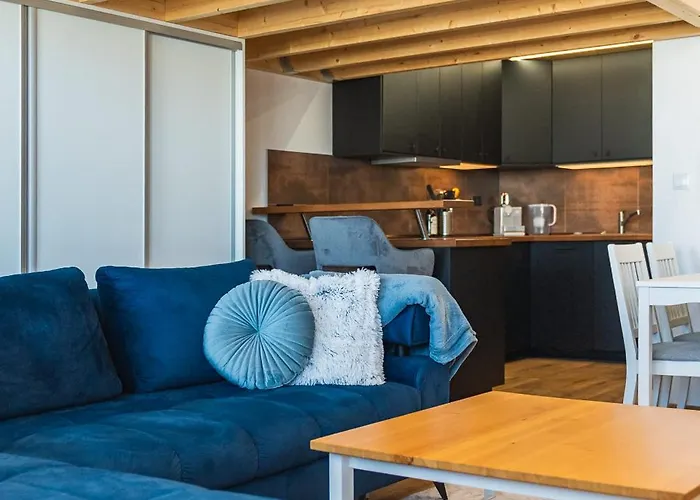 Apartament Sky View Family *